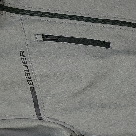 Bauer hockey jacket- Grey- Adult Medium - Picture 2 of 8